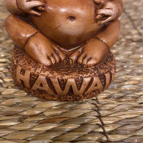 Hawaii Ceramic Buddha Figurine - Picture 2 of 6
